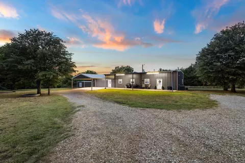 9480 Dripping Springs Rd, Denison, TX 75021