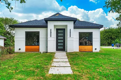 1311 Daffan Ave, Ennis, TX 75119