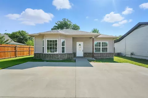 1207 S Montgomery St, Sherman, TX 75090