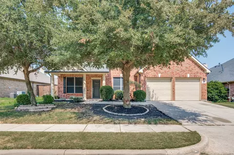 11808 Warbler Ln, Fort Worth, TX 76244