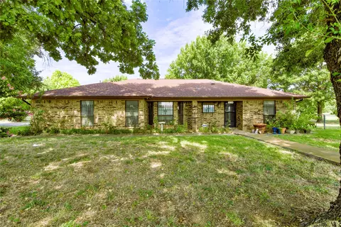 9228 Claudia Dr, Fort Worth, TX 76134