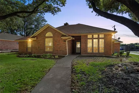 416 Meadow Mountain Dr, Waco, TX 76712
