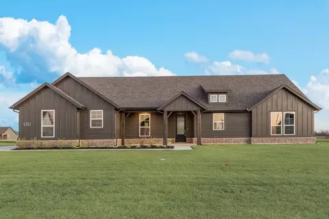 2911 Mossy Oak Dr, Terrell, TX 75161
