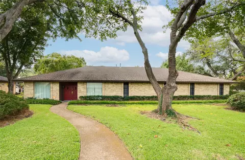 4032 Echo Glen Dr, Dallas, TX 75244