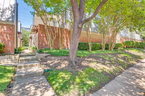 3949 Buena Vista St #C, Dallas, TX 75204