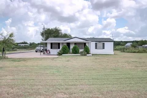 6112 Wild Berry Trl, Joshua, TX 76058