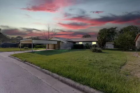 1913 SE 12th St, Mineral Wells, TX 76067