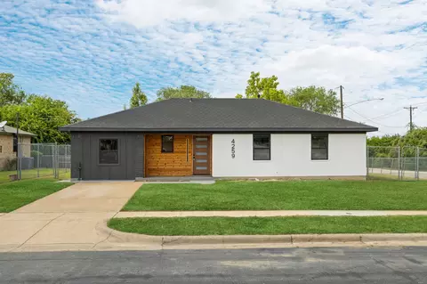 4259 Clark College Dr, Dallas, TX 75241