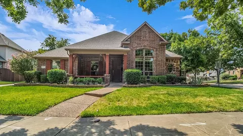 881 Winchester Dr, Lewisville, TX 75056