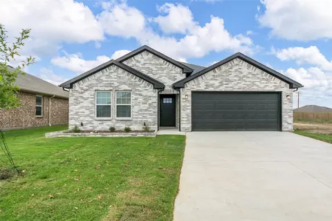 6104 Kayla Ln, Greenville, TX 75402
