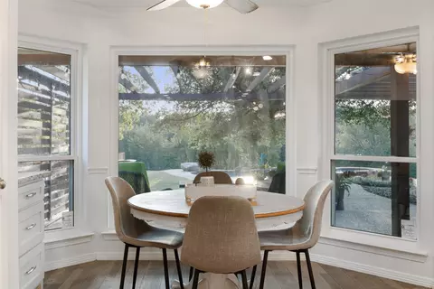 Dining - 4641 Plainview Rd, Midlothian, TX 76065 photo 1 of 1