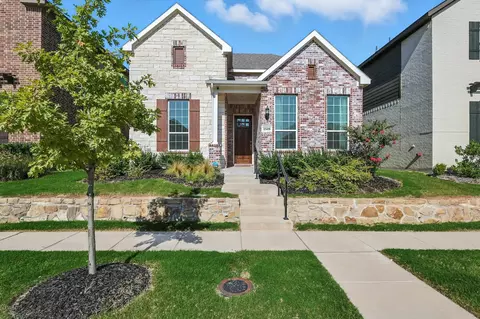 1509 Grandview Dr, Garland, TX 75042
