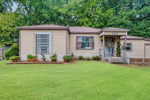 1140 33rd St SE, Paris, TX 75460