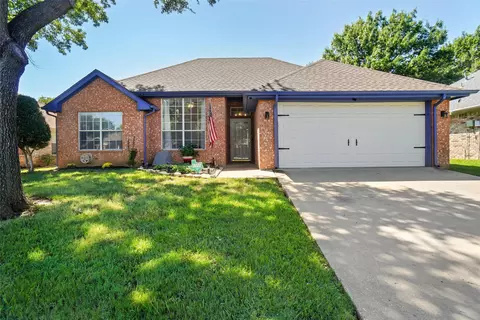 1005 Bayfield Dr, Denton, TX 76209