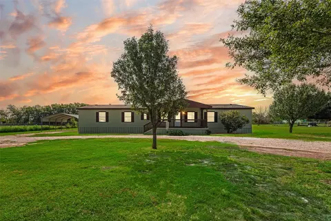 9044 Douglas Cir, Terrell, TX 75160