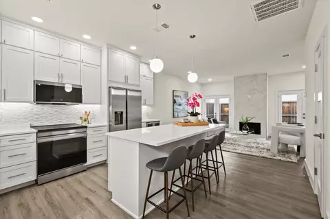2727 Shelby Ave #O, Dallas, TX 75219