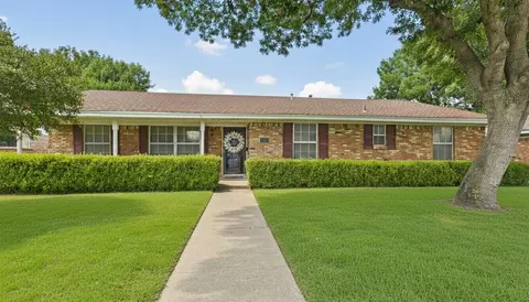 2313 Forestcrest Dr, Plano, TX 75074