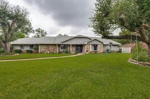 950 Shady Cove Pl, Desoto, TX 75115
