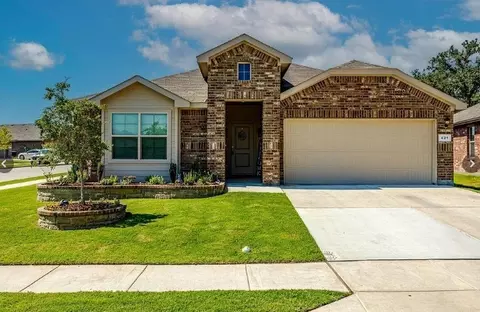 421 Atmore St, Azle, TX 76020
