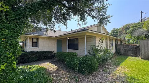2208 Newgate Dr, Garland, TX 75041