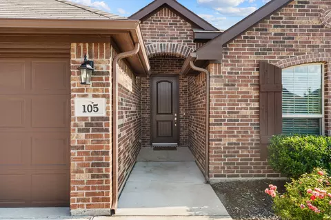 105 Vickie Dr, Keene, TX 76059