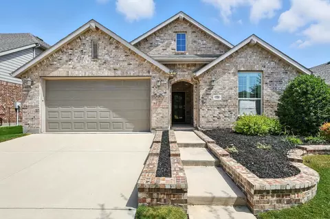 1720 Lark Ln, Argyle, TX 76226