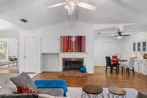 2601 Montclair Ln, Mesquite, TX 75150