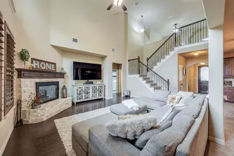 15000 Seventeen Lakes Blvd, Roanoke, TX 76262