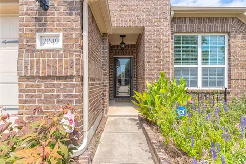 2049 Speckle Dr, Fort Worth, TX 76131
