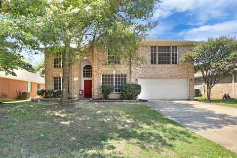 2115 Crestwood Trl, Mansfield, TX 76063