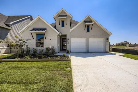 8808 Chestnut Ln, Justin, TX 76247