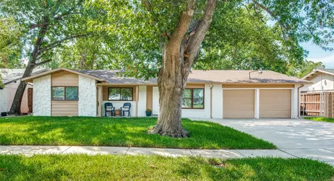1926 Kent Dr, Arlington, TX 76010