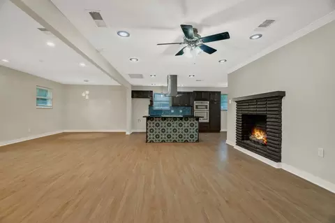 Living - 1204 Elby St, Irving, TX 75061 photo 5 of 6