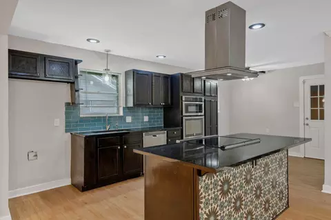 Kitchen - 1204 Elby St, Irving, TX 75061 photo 2 of 6