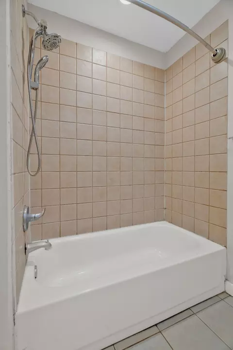 Bath - 1204 Elby St, Irving, TX 75061 photo 2 of 4
