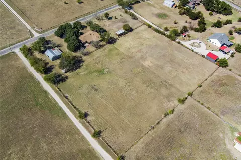 7220 Tucker Dr, Weatherford, TX 76085