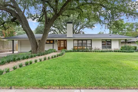 2608 Lake Oaks Rd, Waco, TX 76710
