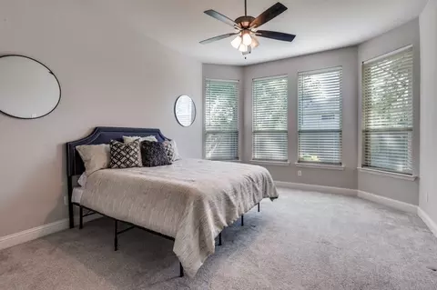 Bedroom - 1608 Grace Dr, Euless, TX 76039 photo 4 of 5