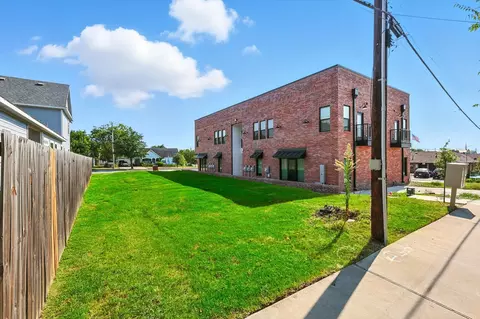 205 E 5th St, Ferris, TX 75125