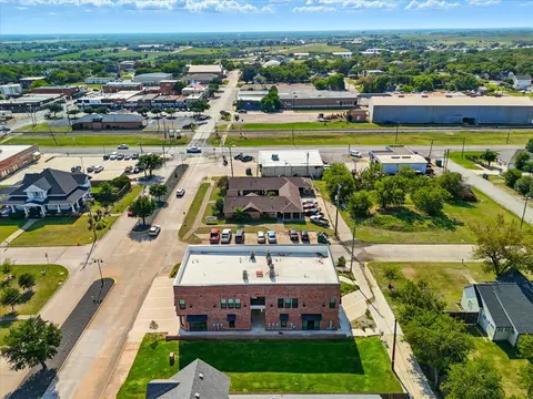 205 E 5th St, Ferris, TX 75125 photo 8