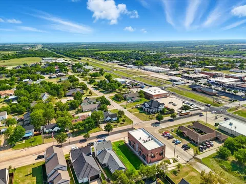 205 E 5th St, Ferris, TX 75125 photo 10