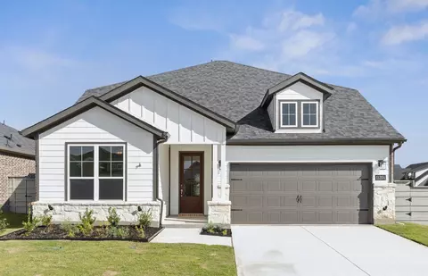 11204 Orchard Ln, Justin, TX 76247