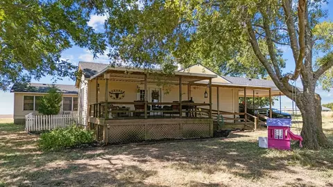 5101 Fm 55, Italy, TX 76651