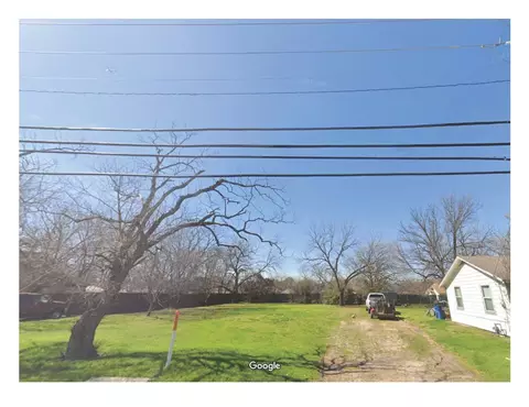 511 N Cowan Ave, Lewisville, TX 75057