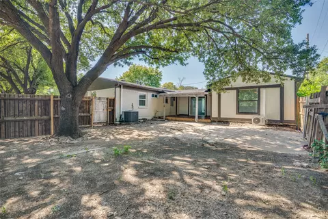 Exterior - 4812 Mistletoe Way, Mesquite, TX 75150 photo 2 of 2
