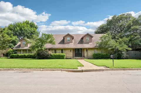 4016 Willow Ridge Dr, Dallas, TX 75244