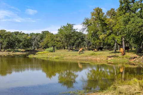 11230 Light Rd, Lipan, TX 76462