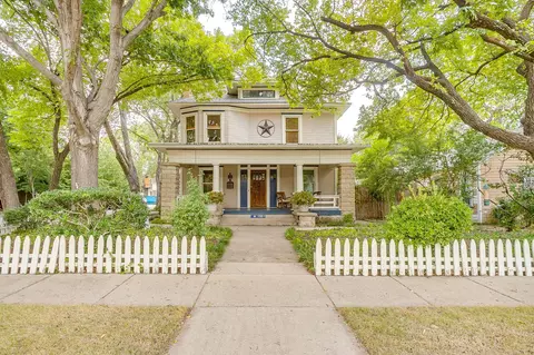 1901 Fairmount Ave, Fort Worth, TX 76110