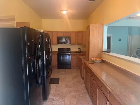 Kitchen - 455 Fm 71, Commerce, TX 75428 photo 1 of 2