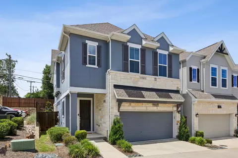 2070 White Grove Dr, Dallas, TX 75228